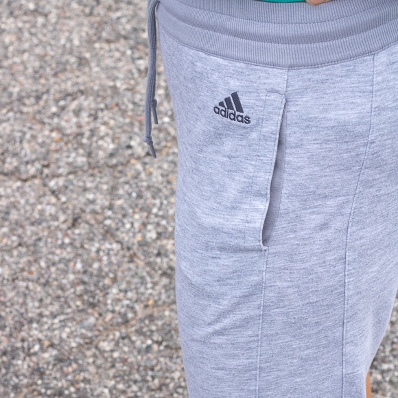Adidas cropped joggers - Picture 2 of 3